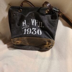 Vintage Style Canvas Shoulder Bag Myra BAG